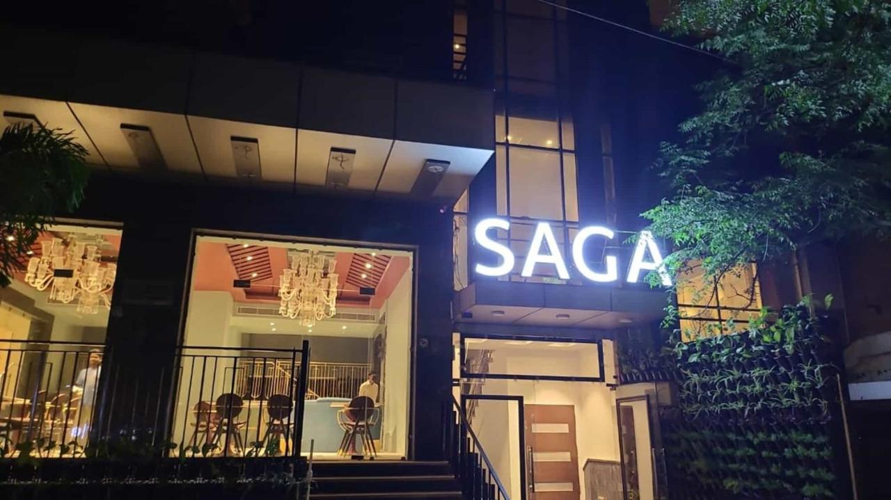 The Saga Hotel Nueva Delhi Exterior foto